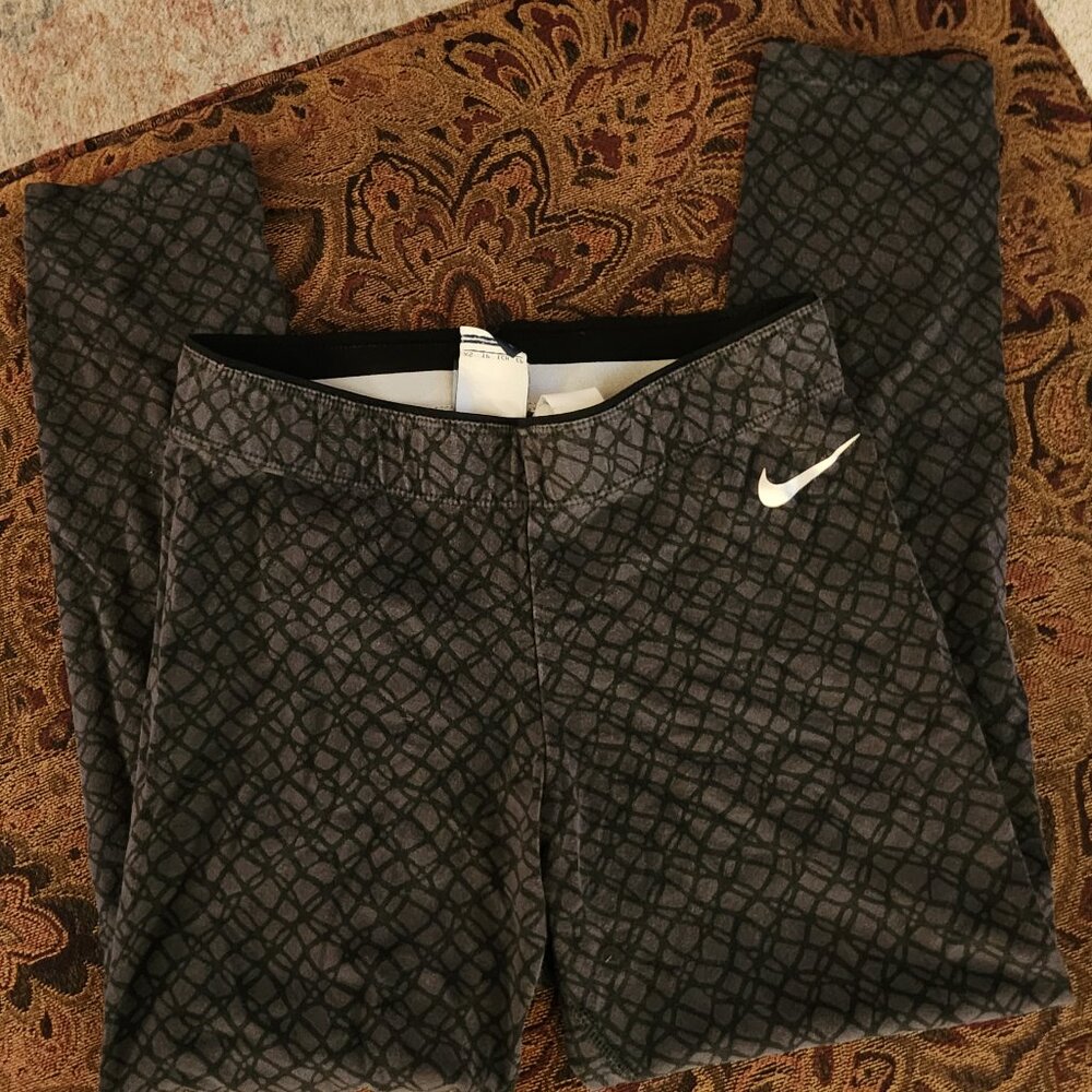 Nike Geometric Leggings